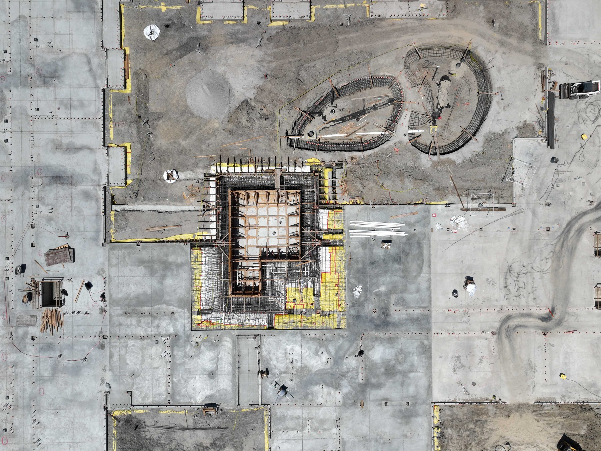 Aerial photo of construction site.